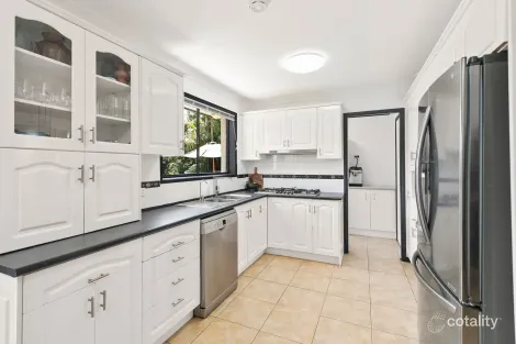 Property photo of 20 Flinders Close Barrack Heights NSW 2528