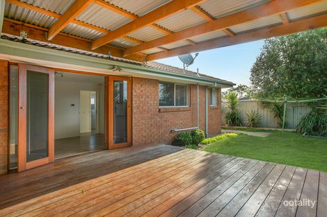 Property photo of 3 Raneen Place Berwick VIC 3806