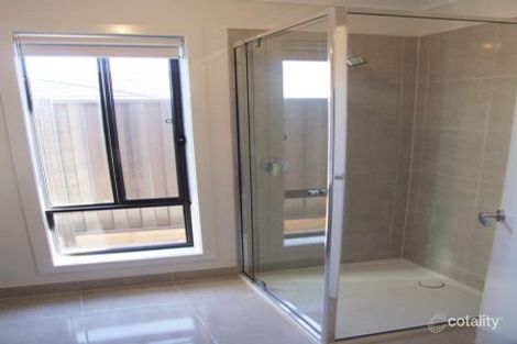 Property photo of 9 Knebworth Drive Strathtulloh VIC 3338