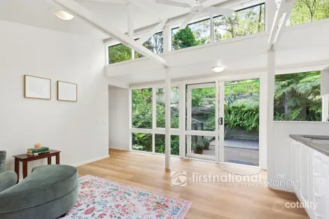 Property photo of 11 Dalkeith Crescent Belgrave VIC 3160