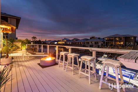 Property photo of 16 Sandpiper Island Retreat Wannanup WA 6210