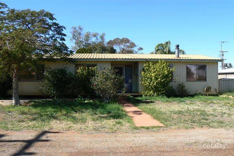 65 Attwood St, Mount Magnet, WA 6638