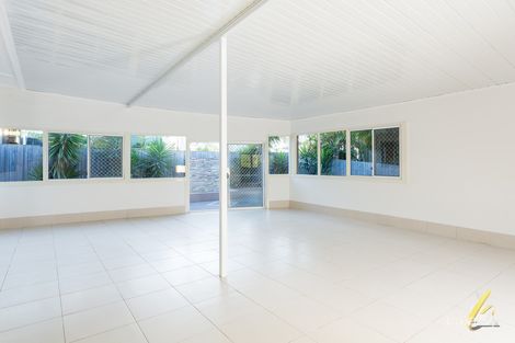 100 Strickland Tce, Graceville, QLD 4075