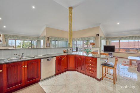 Property photo of 17 Pilling Place Beaconsfield WA 6162