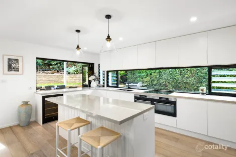 Property photo of 4 Monserra Road Allambie Heights NSW 2100