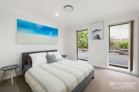 Property photo of 16A Carlyle Close Dapto NSW 2530