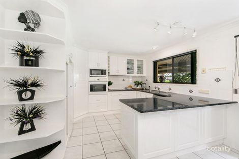 27 Meadow Brook Cres, Merrimac, QLD 4226