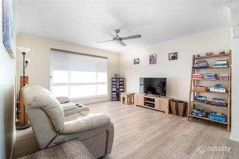 Property photo of 8 The Grove Hunterview NSW 2330