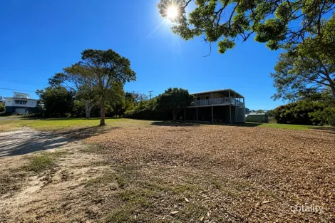 10 CAMENA ST, MACLEAY ISLAND, QLD 4184