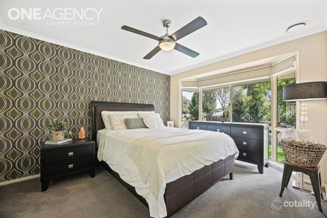 Property photo of 1 Andrew Court Drouin VIC 3818