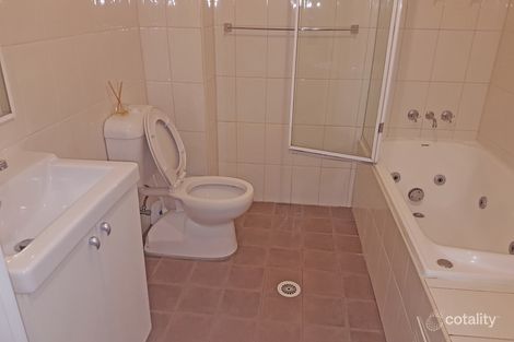 Property photo of 2/9-17 Eastbourne Road Homebush West NSW 2140