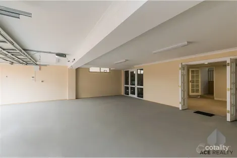 Property photo of 257 The Esplanade Mount Pleasant WA 6153