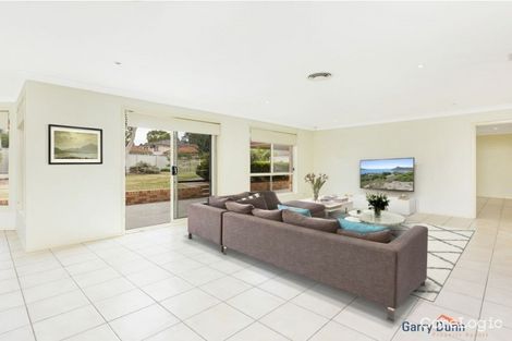 Property photo of 9 Angophora Court Voyager Point NSW 2172