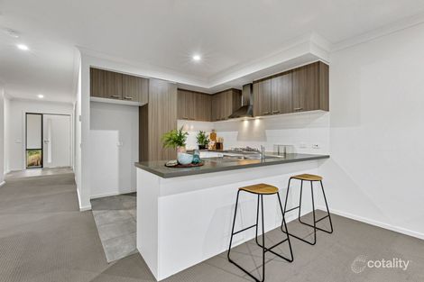 Property photo of 135B Wheelers Park Drive Cranbourne North VIC 3977