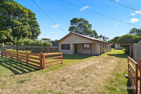 Property photo of 34 First Avenue Rosebud VIC 3939