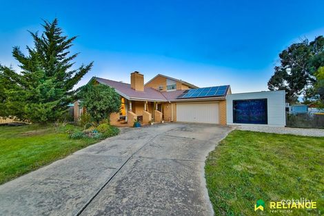 Property photo of 22 Gloaming Ride Kurunjang VIC 3337