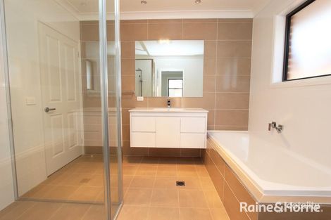 Property photo of 4/51 Stewart Street Bathurst NSW 2795