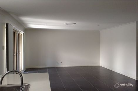 Property photo of 1/63 Acacia Drive Miles QLD 4415