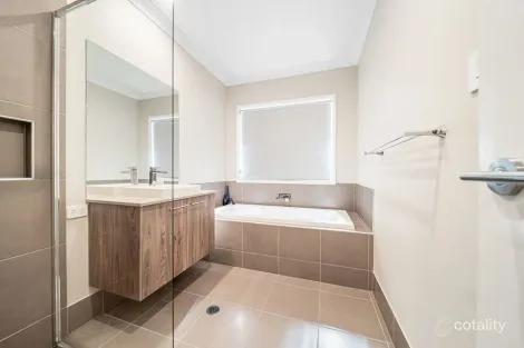 Property photo of 32 Egret Avenue Woombye QLD 4559