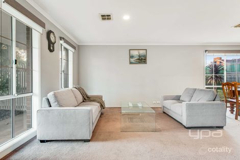 Property photo of 14 Middleton Court Greenvale VIC 3059