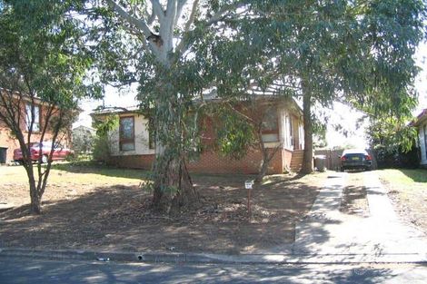 90 Stanley Ave, Farmborough Heights, NSW 2526