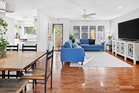 Property photo of 2/49 Imperial Parade Labrador QLD 4215