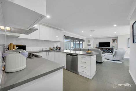 Property photo of 1 Sarakos Circuit Wangaratta VIC 3677