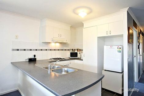 Property photo of 30 Finchley Park Crescent Tarneit VIC 3029