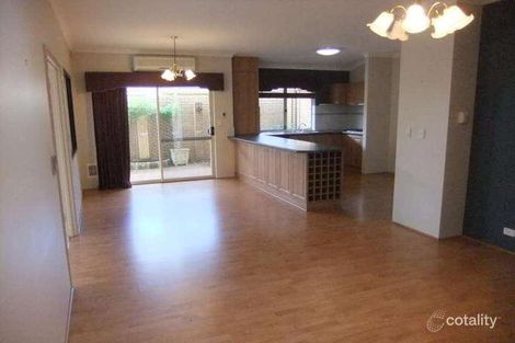 Property photo of 9 Janet Street Rossmoyne WA 6148