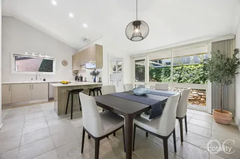 Property photo of 41 Deepdene Avenue Bellevue Heights SA 5050