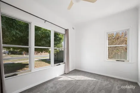 Property photo of 1 Silverwood Grove Wangaratta VIC 3677