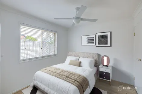 Property photo of 11 Harthog Place Drewvale QLD 4116