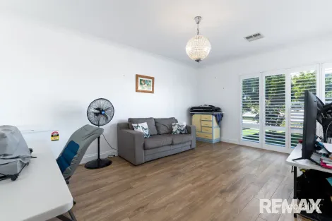 Property photo of 20 Caravel Approach Jindalee WA 6036