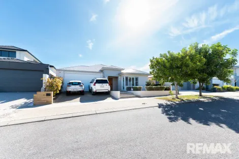 Property photo of 20 Caravel Approach Jindalee WA 6036