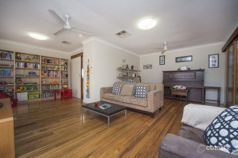 4 Grosvenor St, Beaconsfield, WA 6162