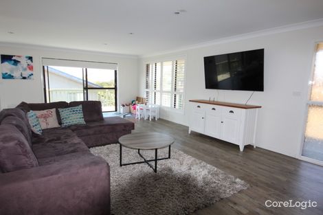Property photo of 16 Coromont Drive Red Head NSW 2430