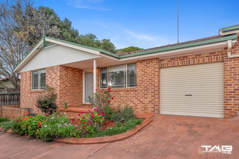 2/156a Targo Rd, Girraween, NSW 2145