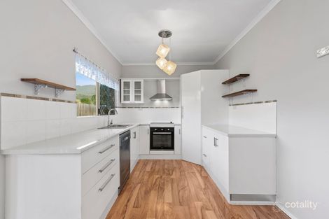 Property photo of 2/5 Ormsby Close Whitfield QLD 4870