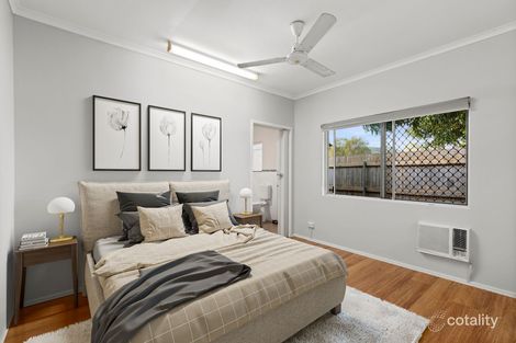 Property photo of 2/5 Ormsby Close Whitfield QLD 4870