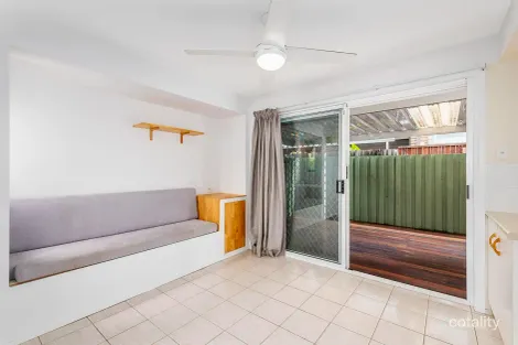 Property photo of 2/11 Cupania Place Elanora QLD 4221