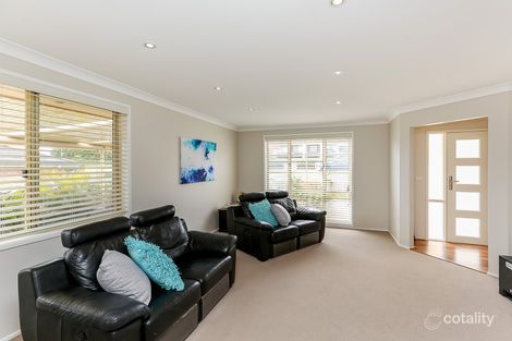 Property photo of 18 Robinia Grove Garden Suburb NSW 2289