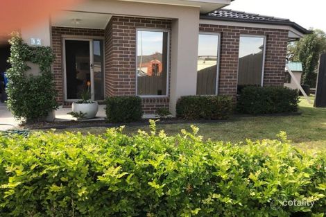 32 Epsilon Way, Lynbrook, VIC 3975