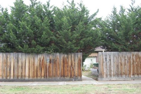 5 Oakwood Rd, Albanvale, VIC 3021