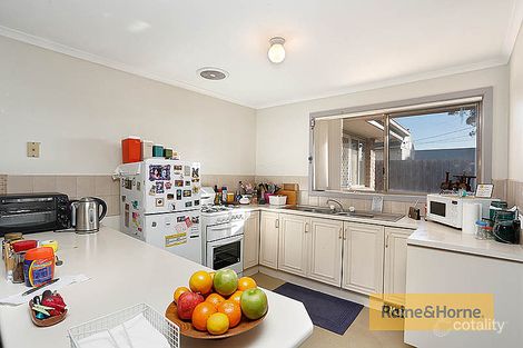 Property photo of 1/33 Staughton Street Melton South VIC 3338