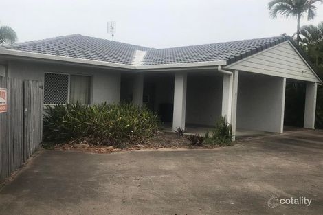 1/2 Pebble Ct, Torquay, QLD 4655