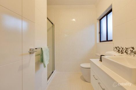 Property photo of 11 Heysen Close Doolandella QLD 4077