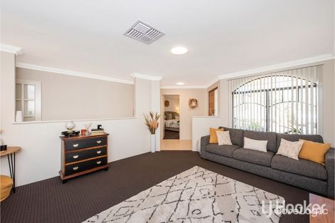 Property photo of 15 Carissa Turn Halls Head WA 6210