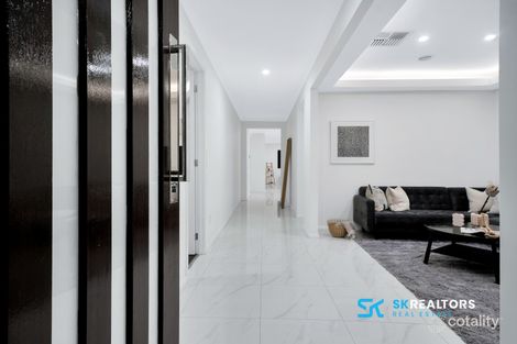 Property photo of 263 Newbury Boulevard Craigieburn VIC 3064