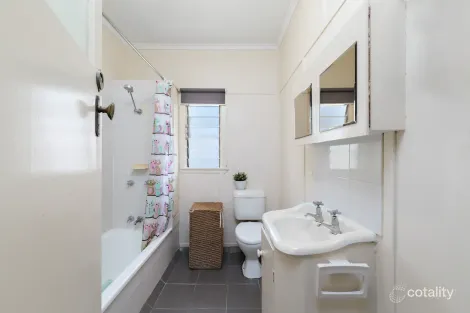 Property photo of 23 Gralton Street Keperra QLD 4054