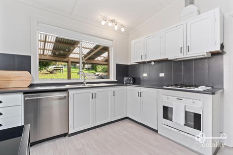 Property photo of 10 Lake Terrace East Mount Gambier SA 5290
